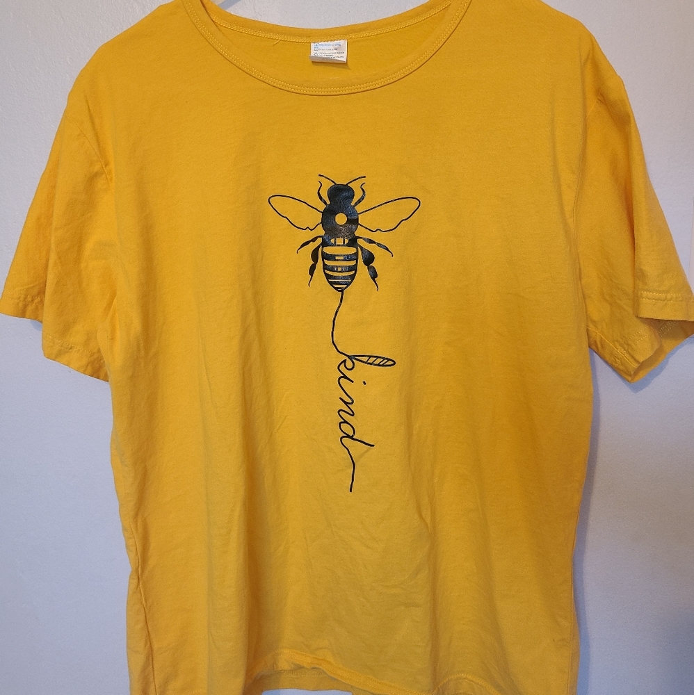 Bee Kind T